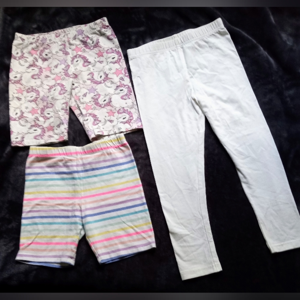 🙋 Carter's White Leggings + OshKosh Striped Shorts + Place 🦄 Print  Shorts